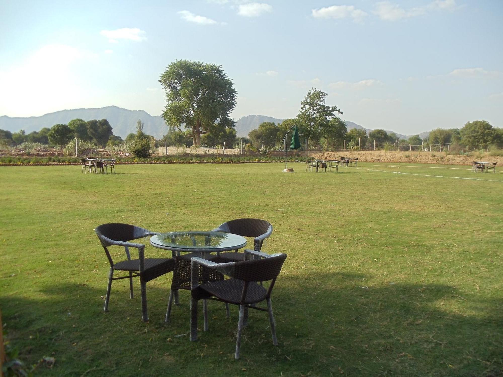 Lohana Village Resort Pushkar Luaran gambar